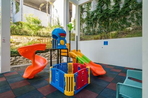 Twin Sands Apartments By Lofty