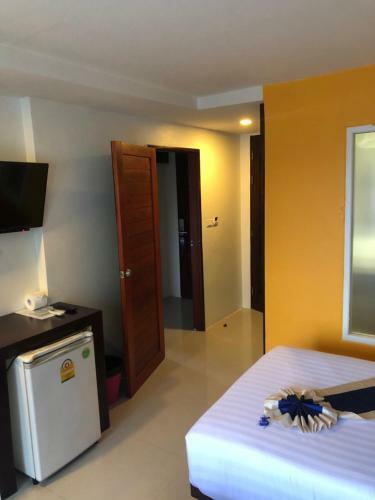 Hotel Patong Buri Resort- Sha Certified