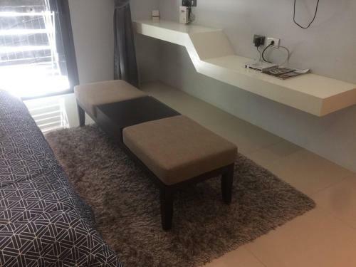 Patong Hill Cozy Studio With Nice Pool And Garden