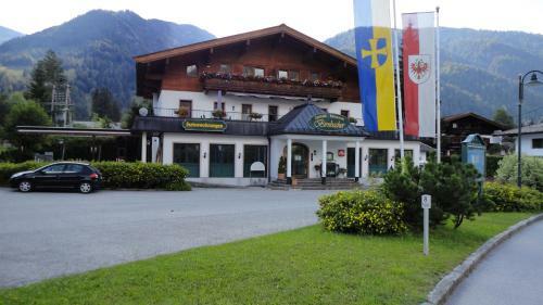 Hostal Ferienwohnungen Birnbacher