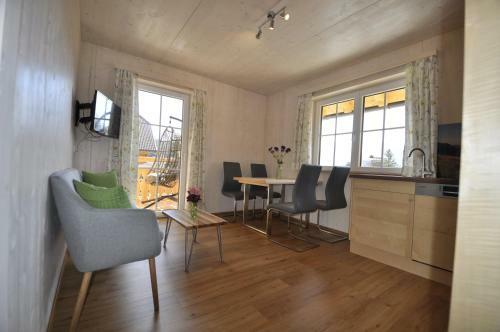 Apartamento Ferienwohnungen Holzidylle