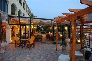 Clio Aparthotel
