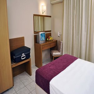Plessas Palace Aparthotel