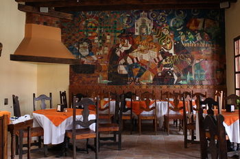Hotel Diego De Mazariegos