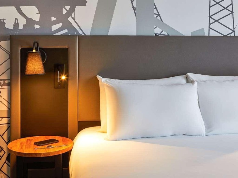 Hotel Mercure Cardiff North
