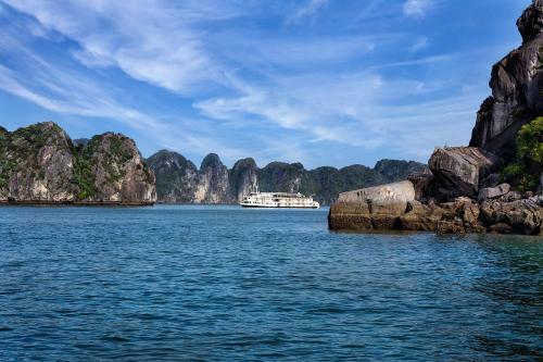 Emeraude Classic Cruises