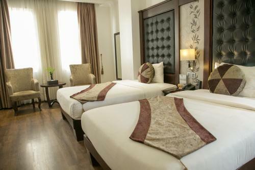 City Bay Palace Hotel