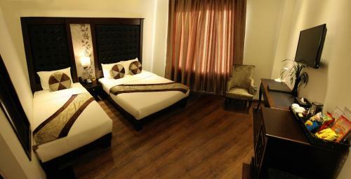 City Bay Palace Hotel