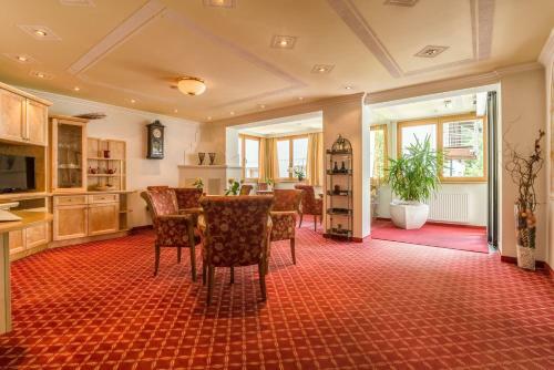 Hotel Enzian Paznaun