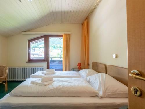 Amazing Apartment In S�ll With A Terrace