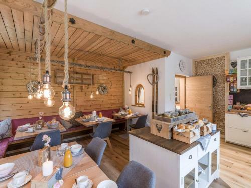Bed & Breakfast Pension Edelweiss