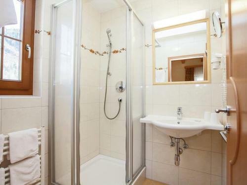 Luxurious Apartment In Kaltenbach With Sauna