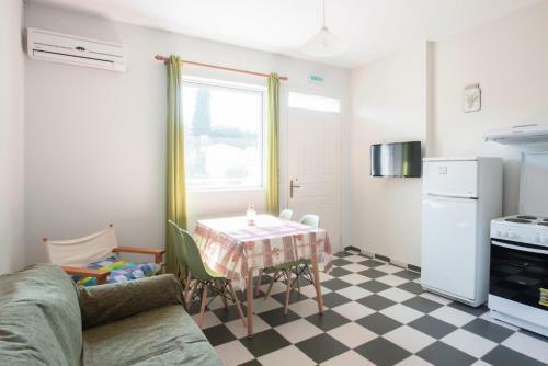 Vacation House In Mikri Mantinia