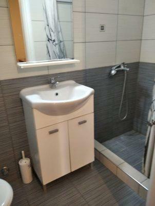 Apartamento Old Port Mirina 2