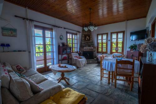 Apartamento Traditional Home For Relaxation And Amazing View!!