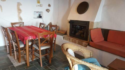 Athina Guesthouse