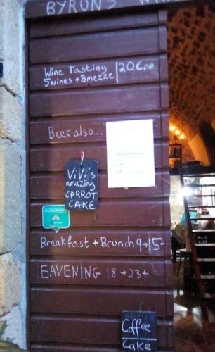 Hostal Byron's