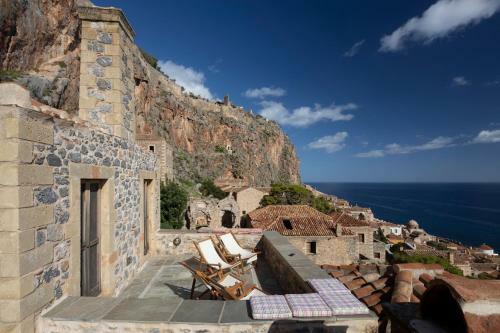Villa Victoria's House In Monemvasia Castle