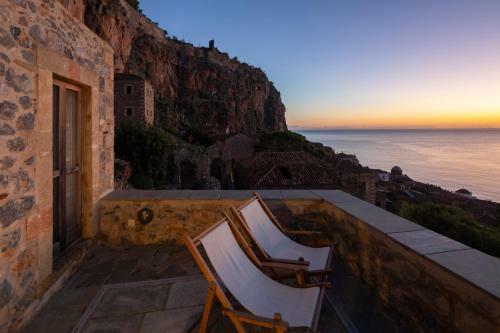 Villa Victoria's House In Monemvasia Castle