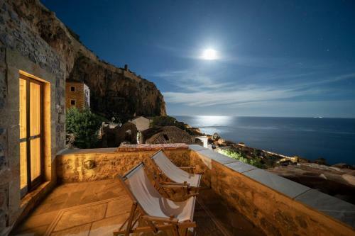 Villa Victoria's House In Monemvasia Castle