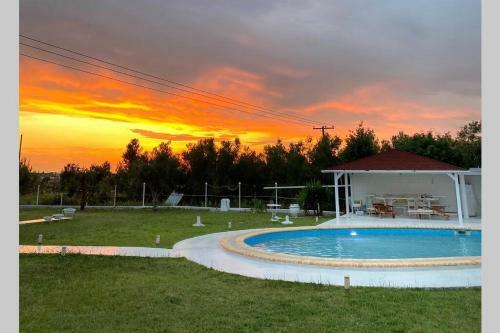 Family Maisonette With Pool #3