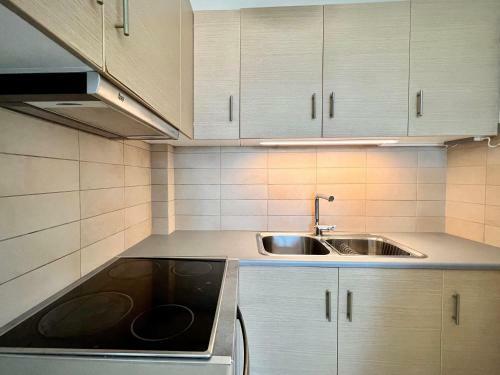 Apartamento Sunrise Studio With Unhindered View To The Sea.