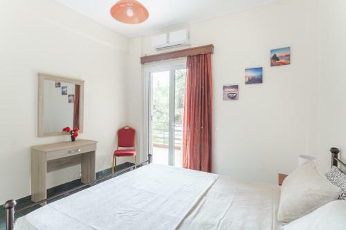 Apartamento Zoumperi Full House