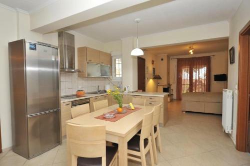 Aiolos Home