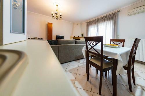 Apartamento Kallikratia Suites