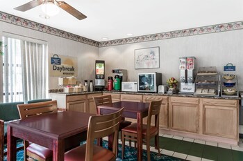 Hotel Days Inn - Suffolk