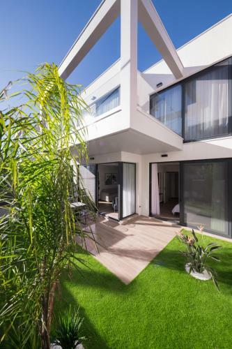Apartamento Vida Omirou Residences