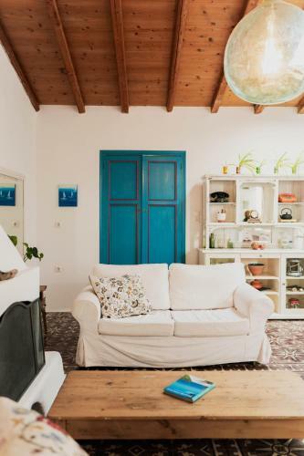 Sunshiny - Two Houses With Pool In Private Grounds