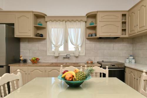 Cozy House In Naousa