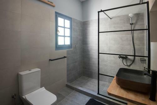 Kyma Seafront Brand New 2bd House In Naousa