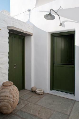 The Cypress House Naoussa