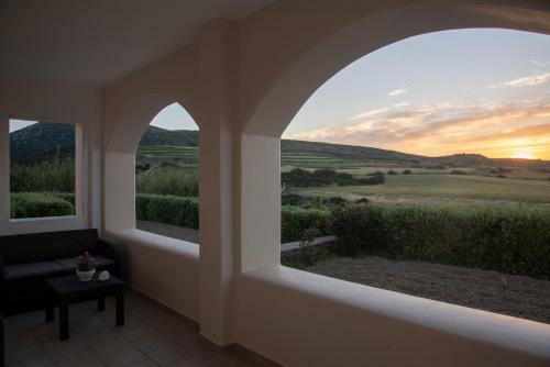 ?ggelos Home Paros
