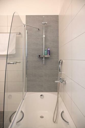 ?ggelos Home Paros