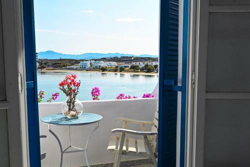 Bed & Breakfast Beachfront Luxury Bocamviglies - Naoussa Bespoke View
