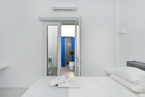 21 Luxury Apartments
