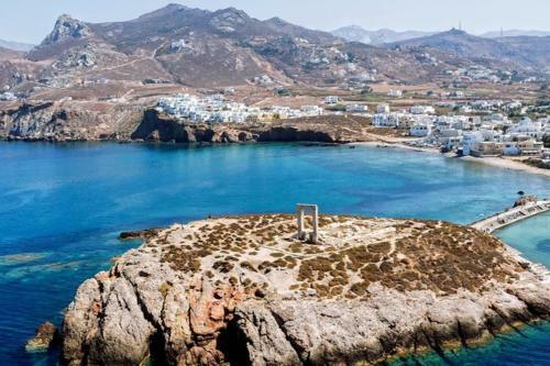 Independent Agapitos Apart , 2bdrm, Private Patio
