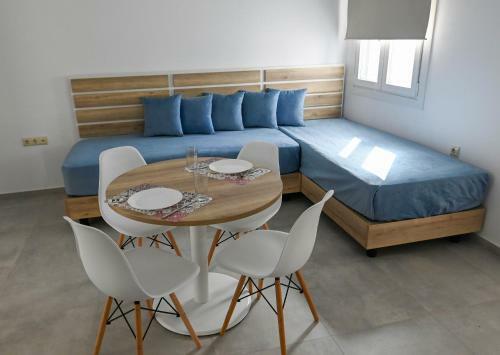 Nissea Apartments
