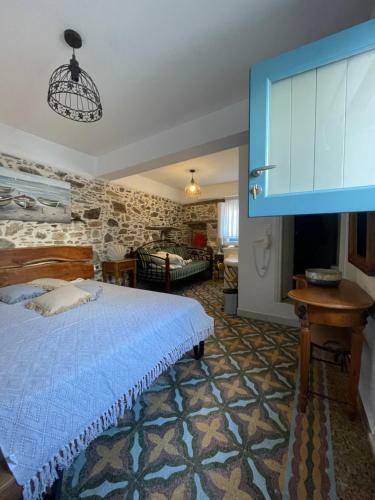 Hotel Burgos Barrio