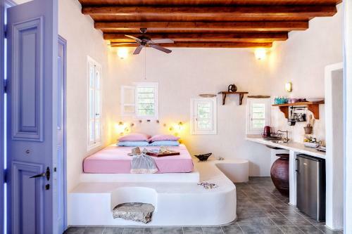 Villa Georgilas Cave House