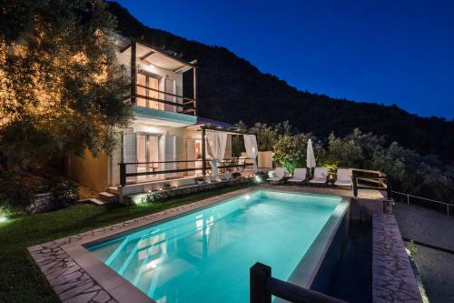 Stunning Seaviews, Infinity Pool, Close To Beach - Villa Meliti