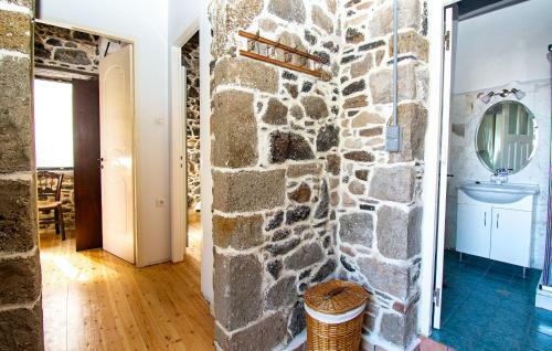 Apartamento Plousiadi?s Stone House