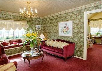Bed & Breakfast Mill Rose Inn