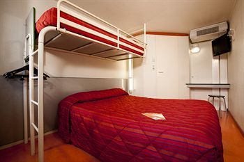Hotel Premiere Classe Saint Brice Sous Foret