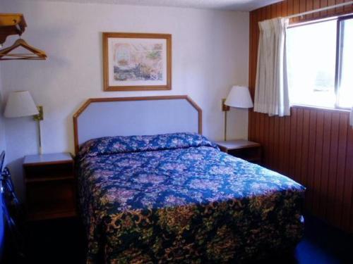 Motel Cedarwood Inn