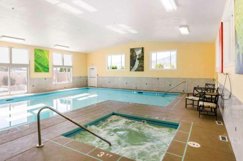 Hotel La Quinta Inn & Suites Ashland