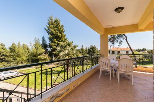 Kyrana Apartments
